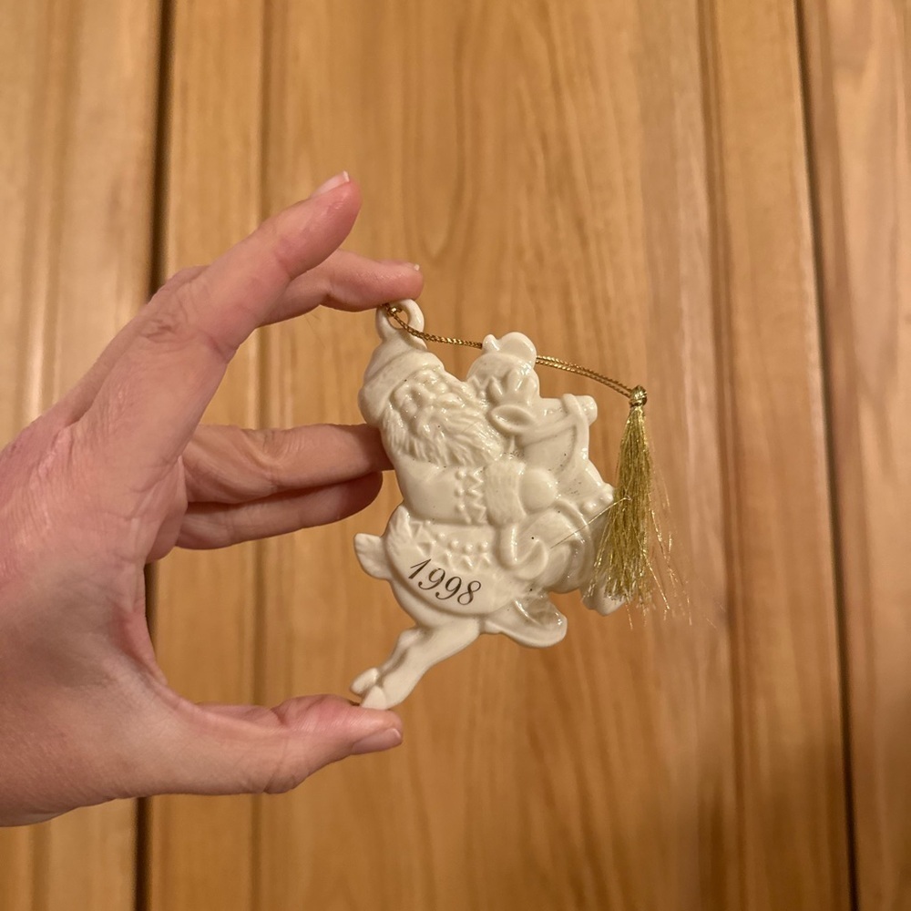 1998‎ Lenox Christmas ornament